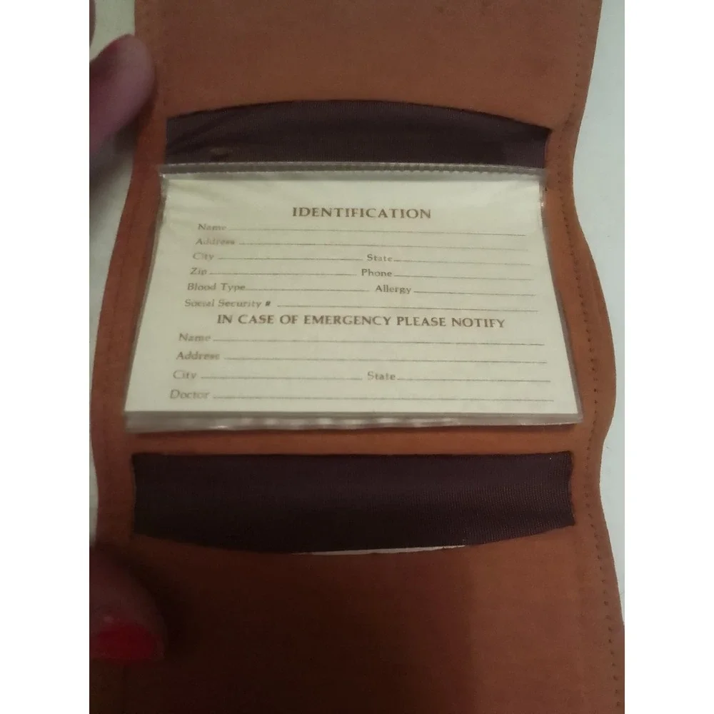 Mens Leather Tan Colored‎ Dallas Cowboys Trifold Wallet